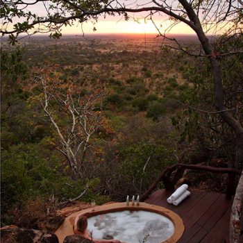 African Safaris With Outdoor Jacuzzi